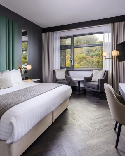 Waterfall Deluxe Double 2nd Floor